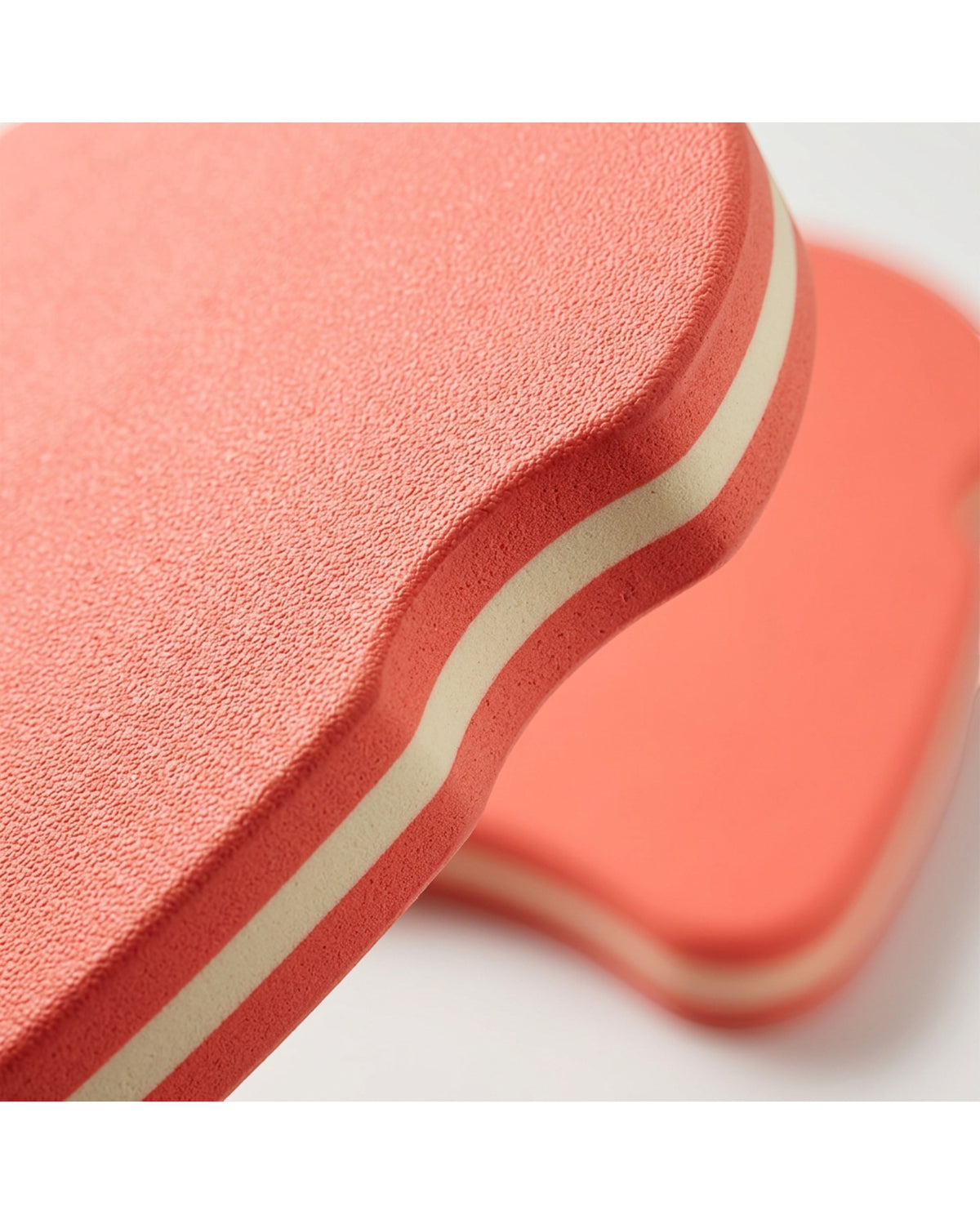 Kjwfx Crescent EVA Swimming Kickboard 45 cm Coral - Detail view